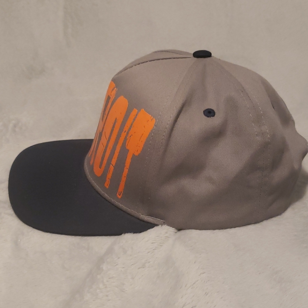 DETROIT Snapback cap - Picture 2 of 11